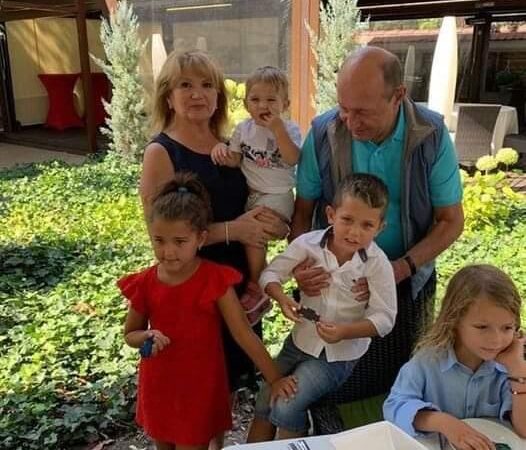 Ce pensie primește Maria Băsescu! Soția fostului președinte al României încasează lunar o sumă la care nimeni nu se aștepta