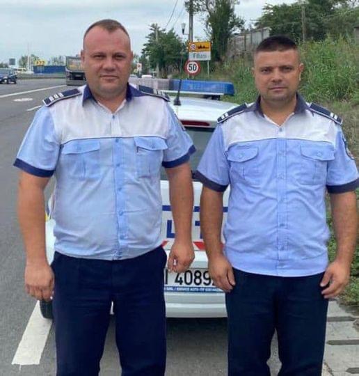 Doi polițiști din Filiași au impresionat o lume întreagă. Ce gest au putut să facă agenții